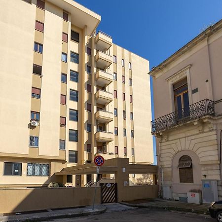 Licia & Tonino Apartments Near The Station Lecce Zewnętrze zdjęcie
