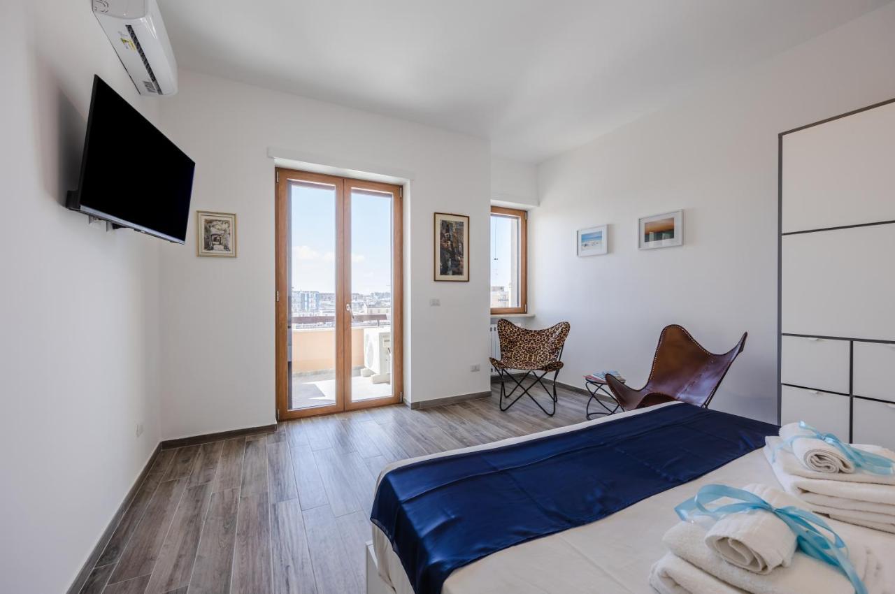 Licia & Tonino Apartments Near The Station Lecce Zewnętrze zdjęcie