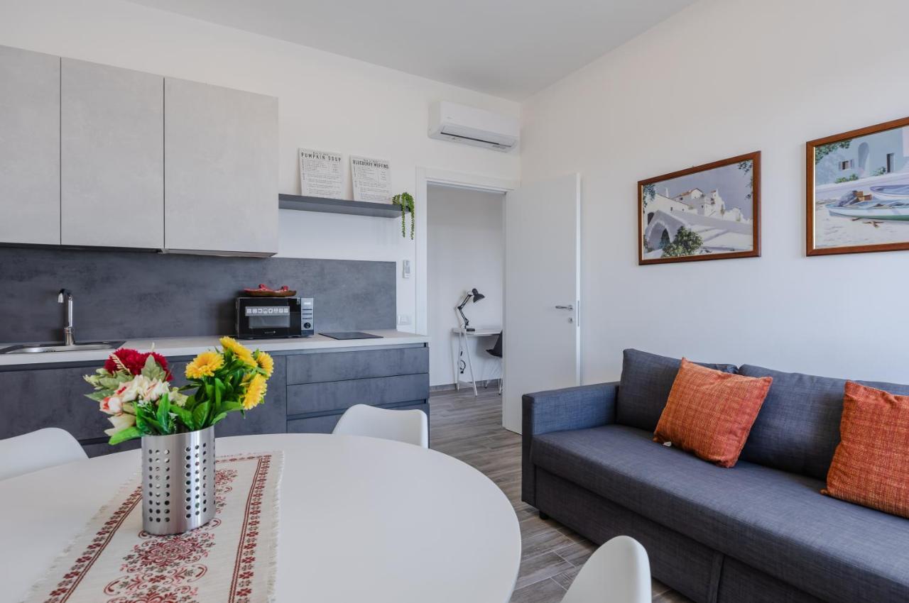 Licia & Tonino Apartments Near The Station Lecce Zewnętrze zdjęcie
