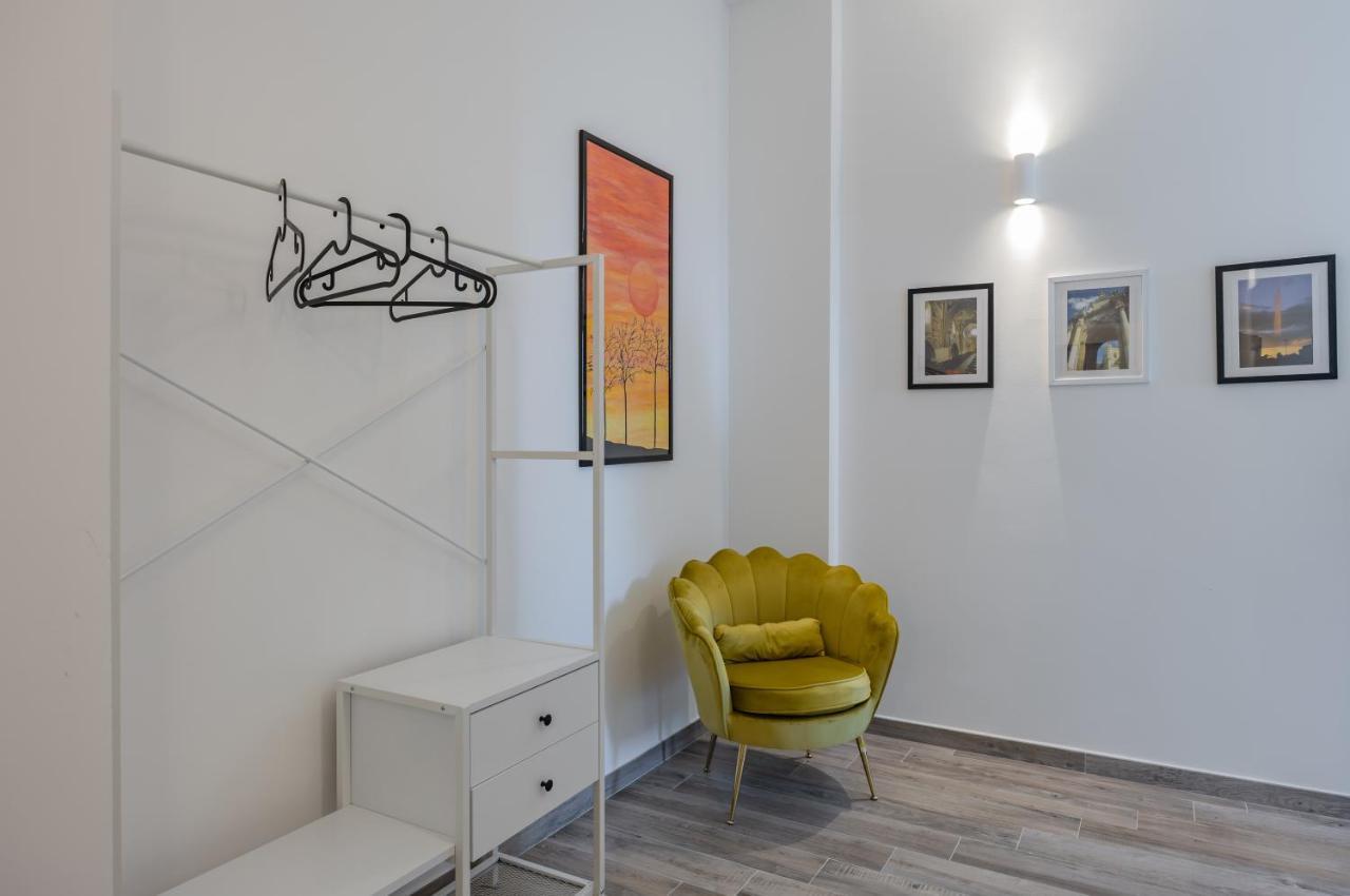 Licia & Tonino Apartments Near The Station Lecce Zewnętrze zdjęcie